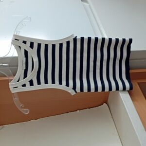 Babaton Aritzia Ribbed Sculpt Tank Top sz M